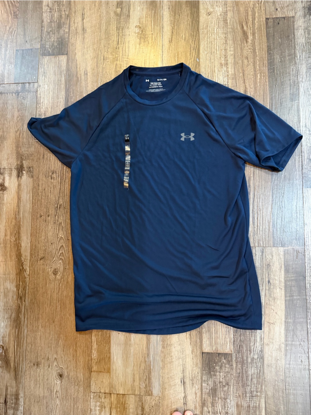 Under Armour sz small t shirt
